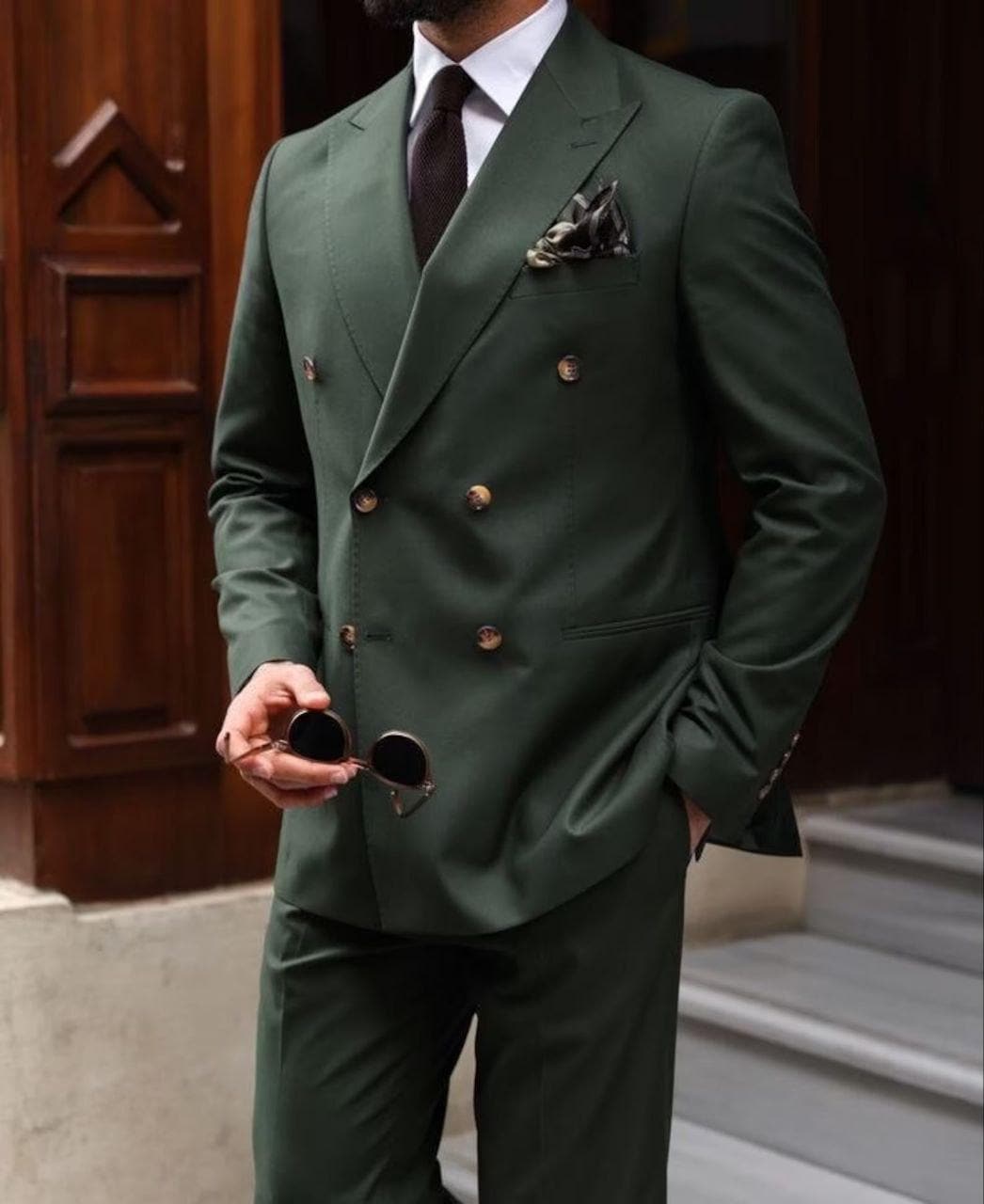 Classic Slim Fit Green Double-Breasted Suit For Men partywear & Grooms